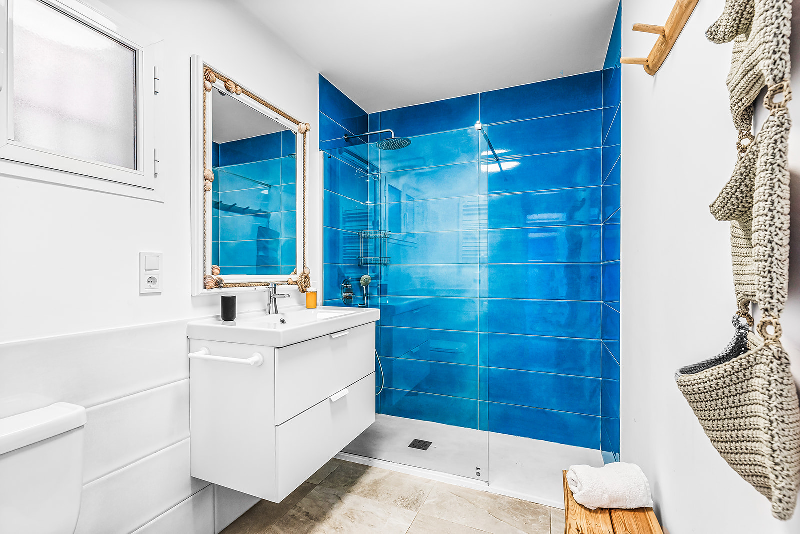 Baño de apartamento en Mijas Costa — fotografía inmobiliaria